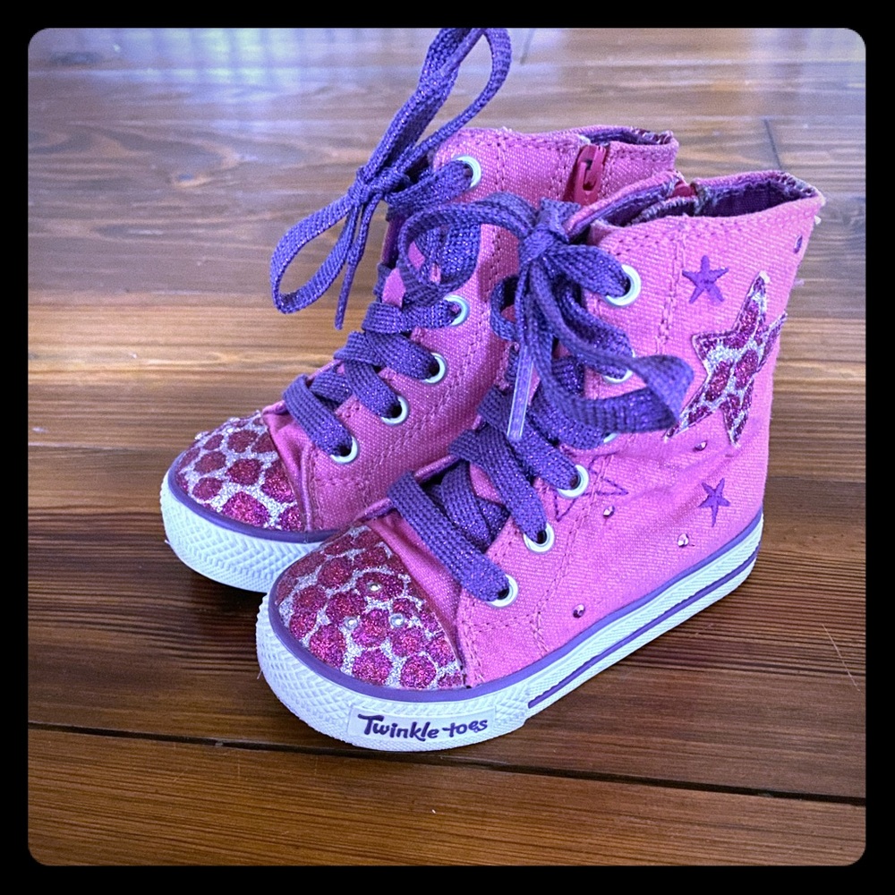 Sketchers Twinkle Toes pink high tops.